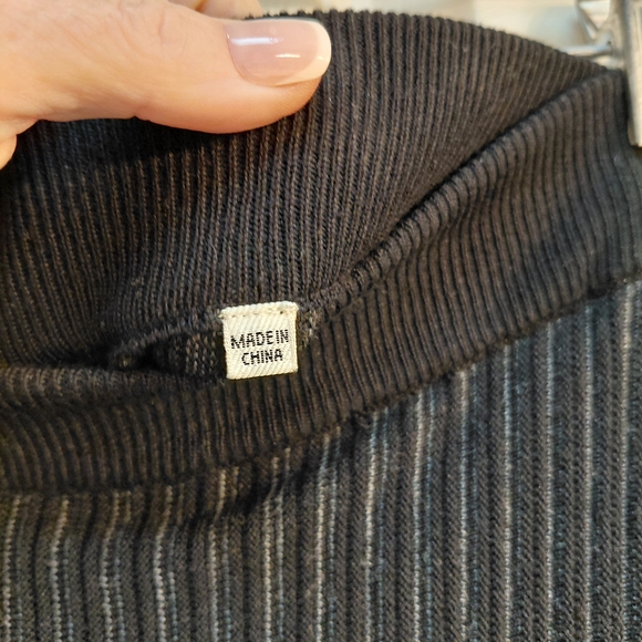 Max Studio Charcoal Pleated Midi Skirt - Picture 5 of 11